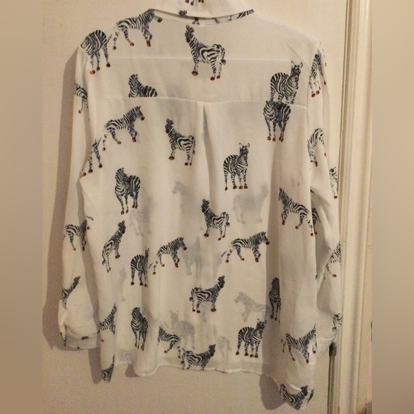 White Button Down with Zebra Details - Picture 4 of 4